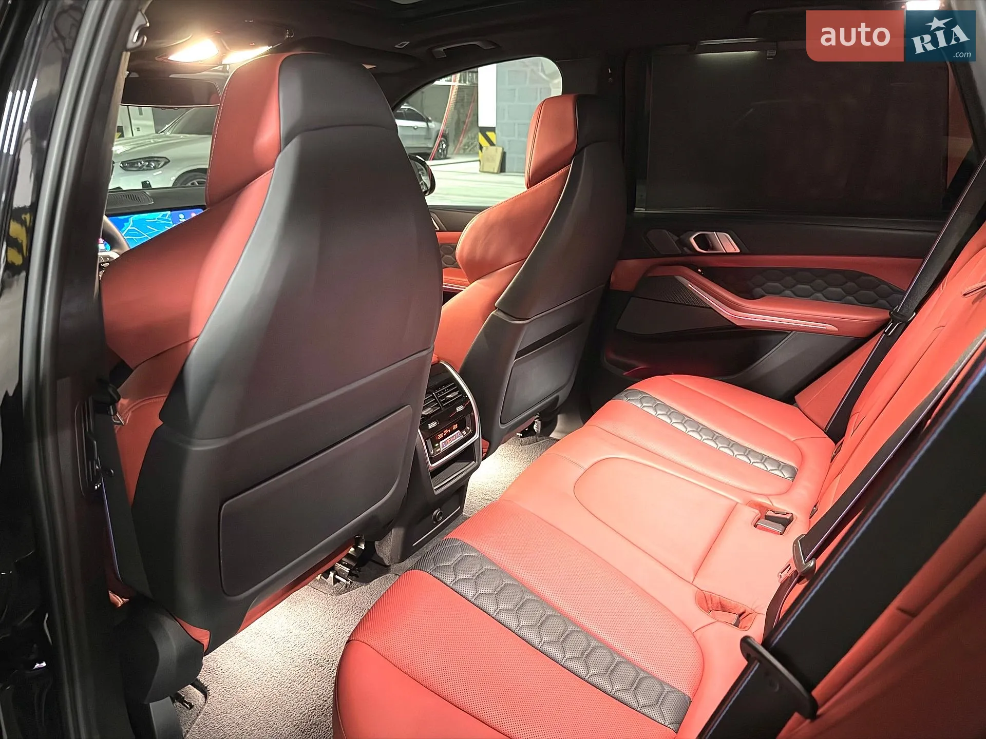 2020 BMW X5 M - мініатюра 27