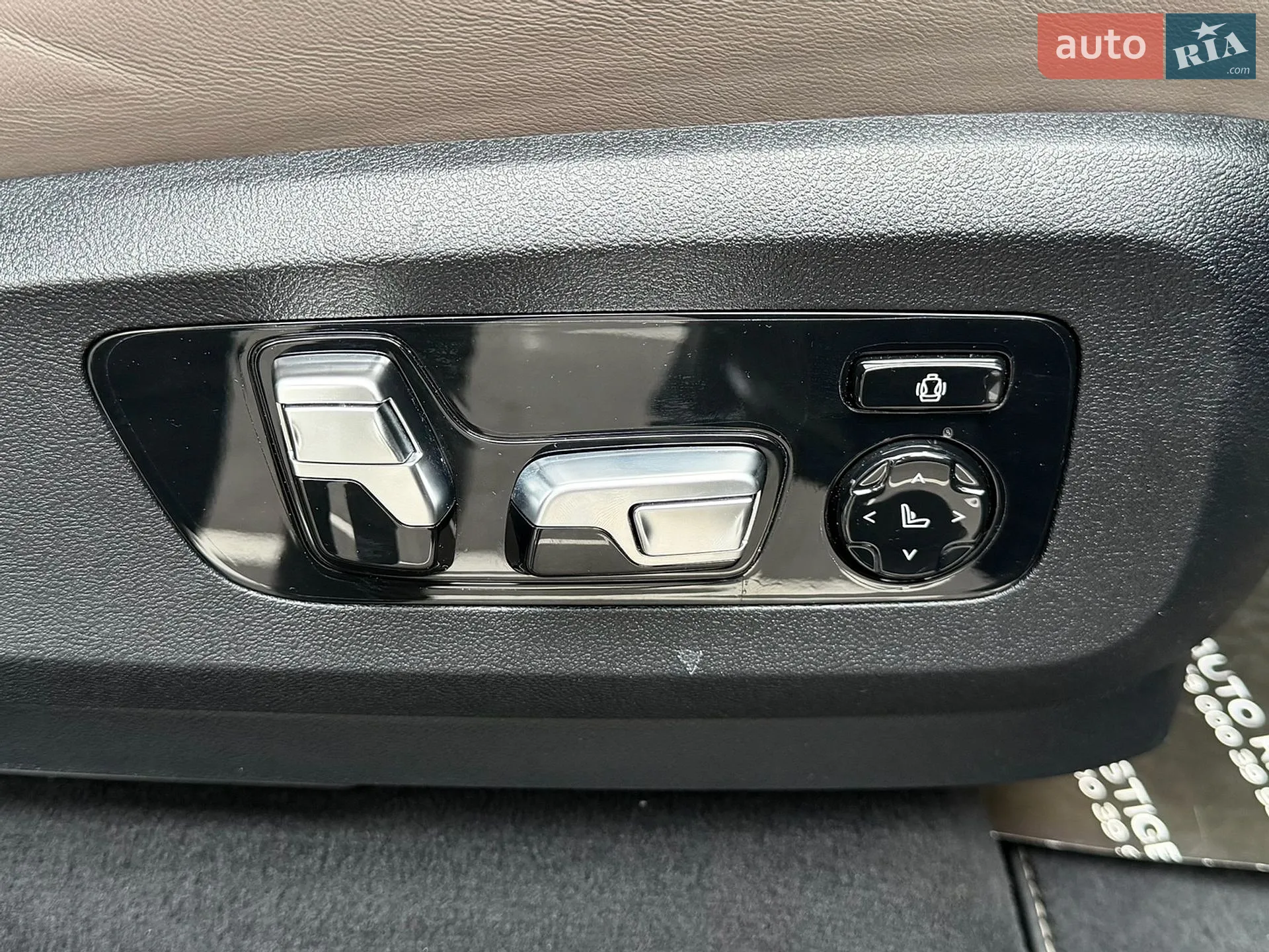 2020 BMW X5 M - мініатюра 50