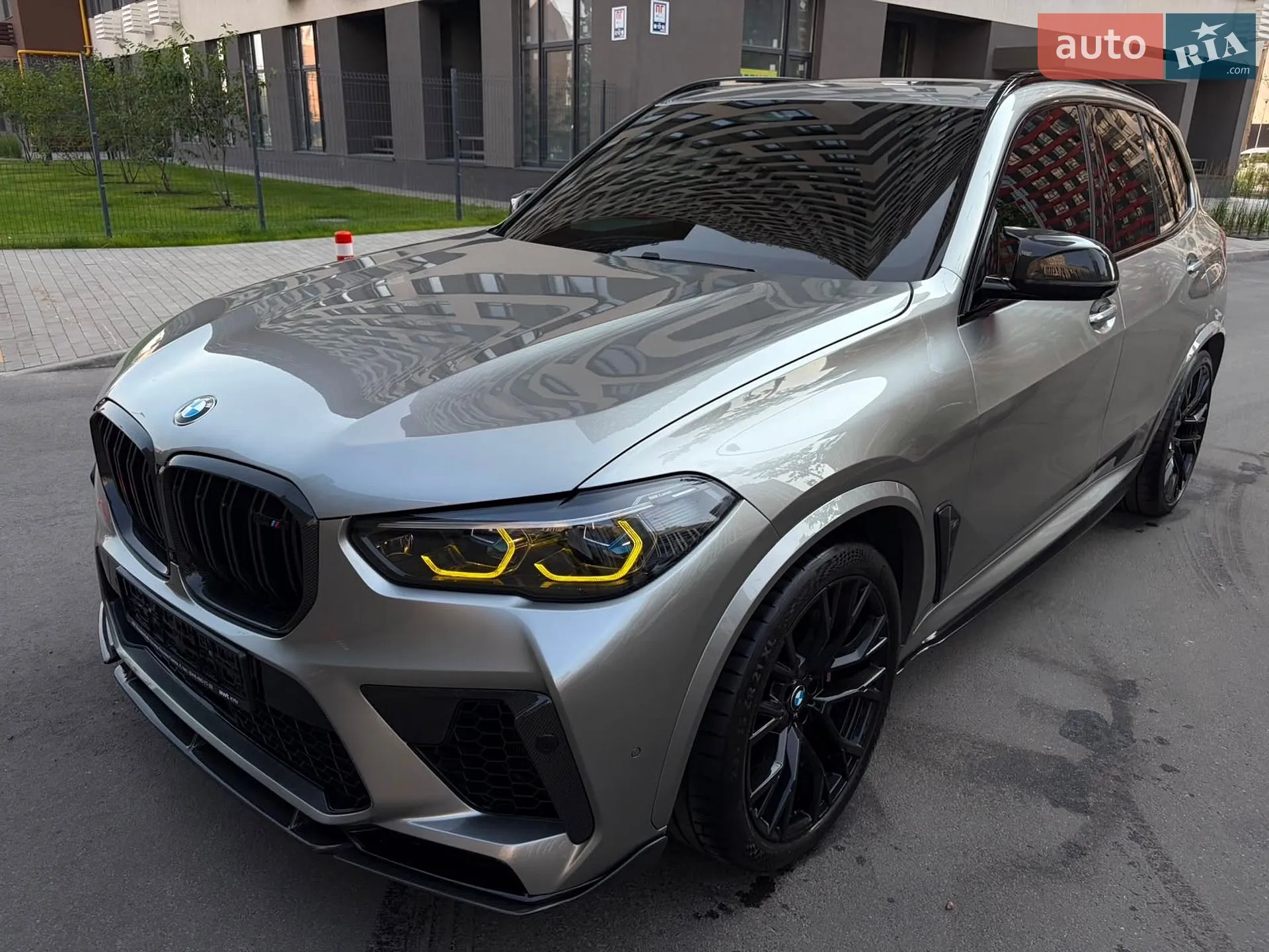 2022 BMW X5 M - мініатюра 14