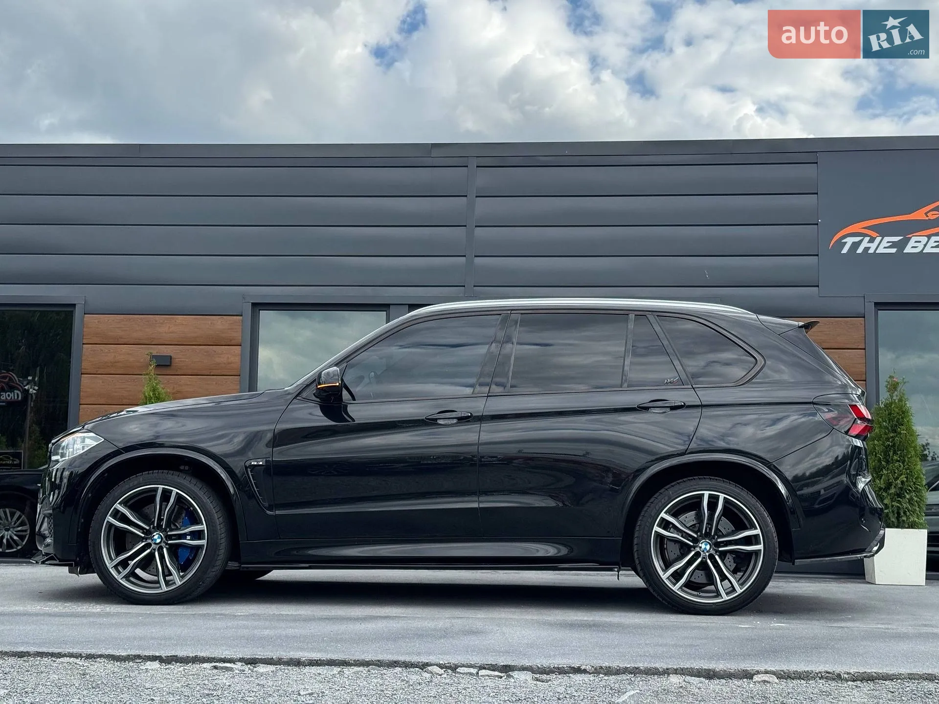 2015 BMW X5 M - мініатюра 23