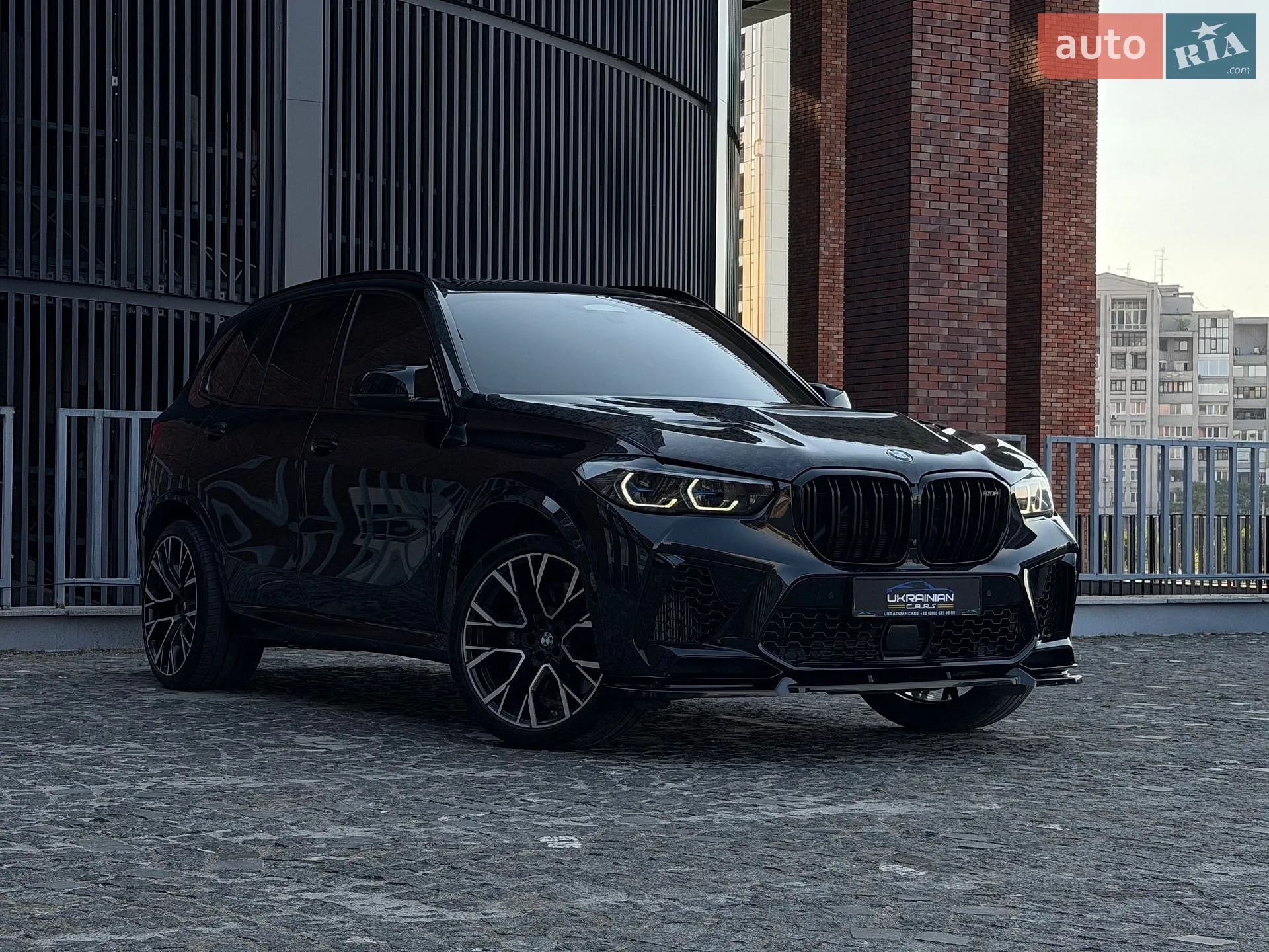 2022 BMW X5 M - мініатюра 7