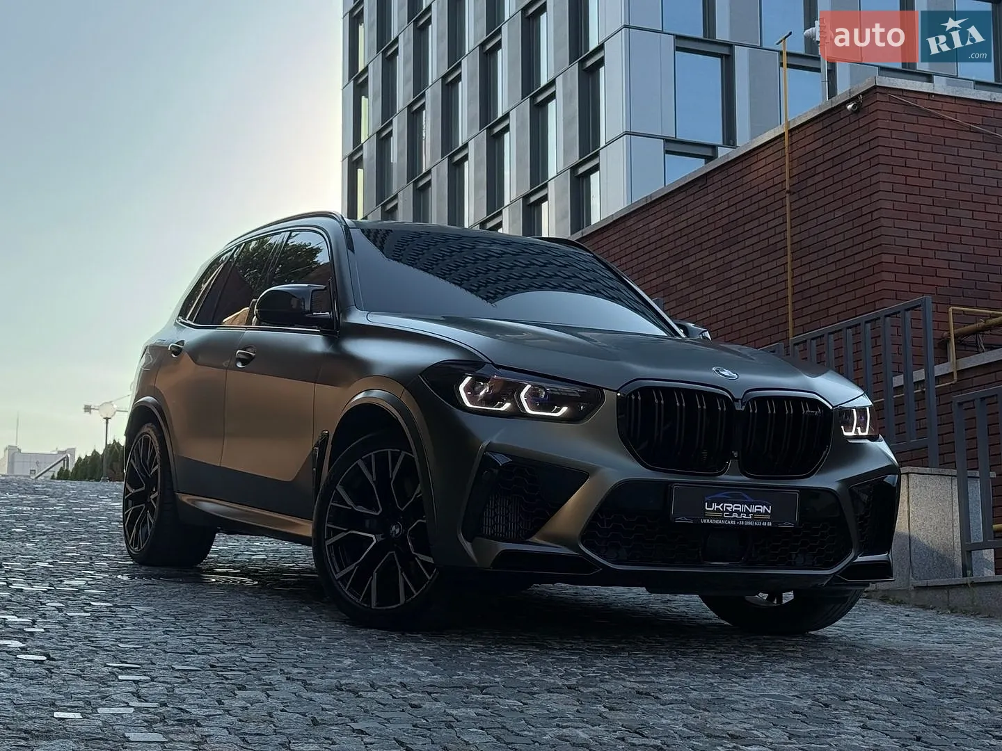 2022 BMW X5 M - мініатюра 10