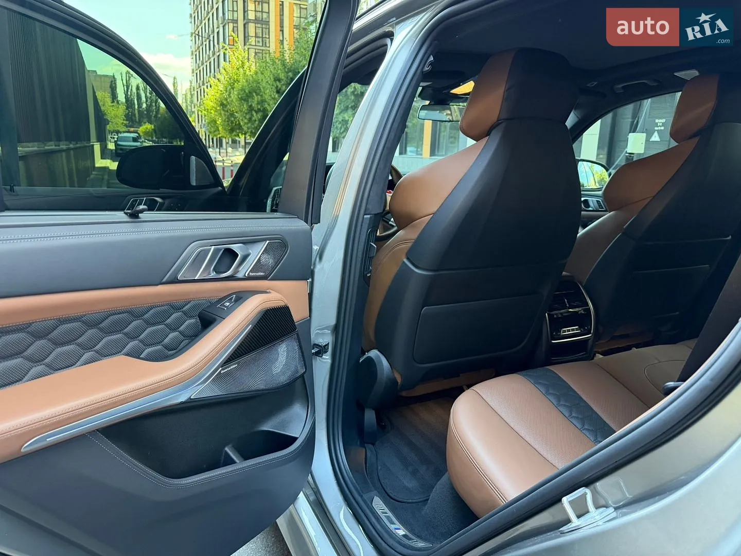 2020 BMW X5 M - мініатюра 18