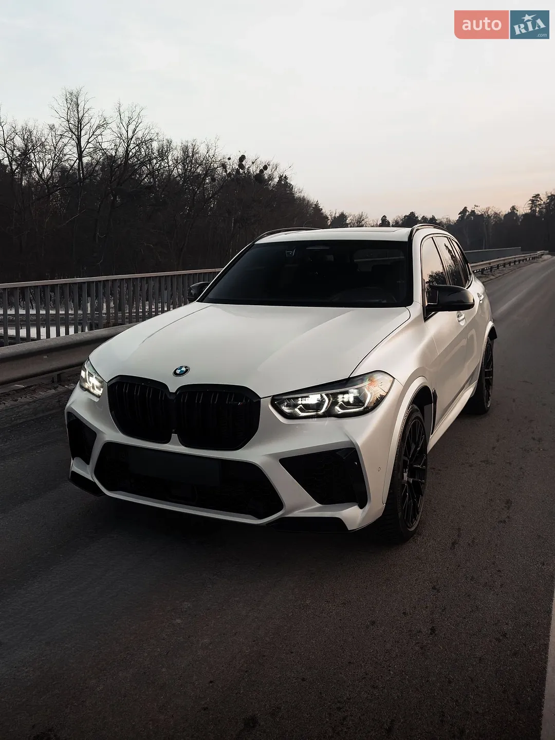 2022 BMW X5 M - мініатюра 4