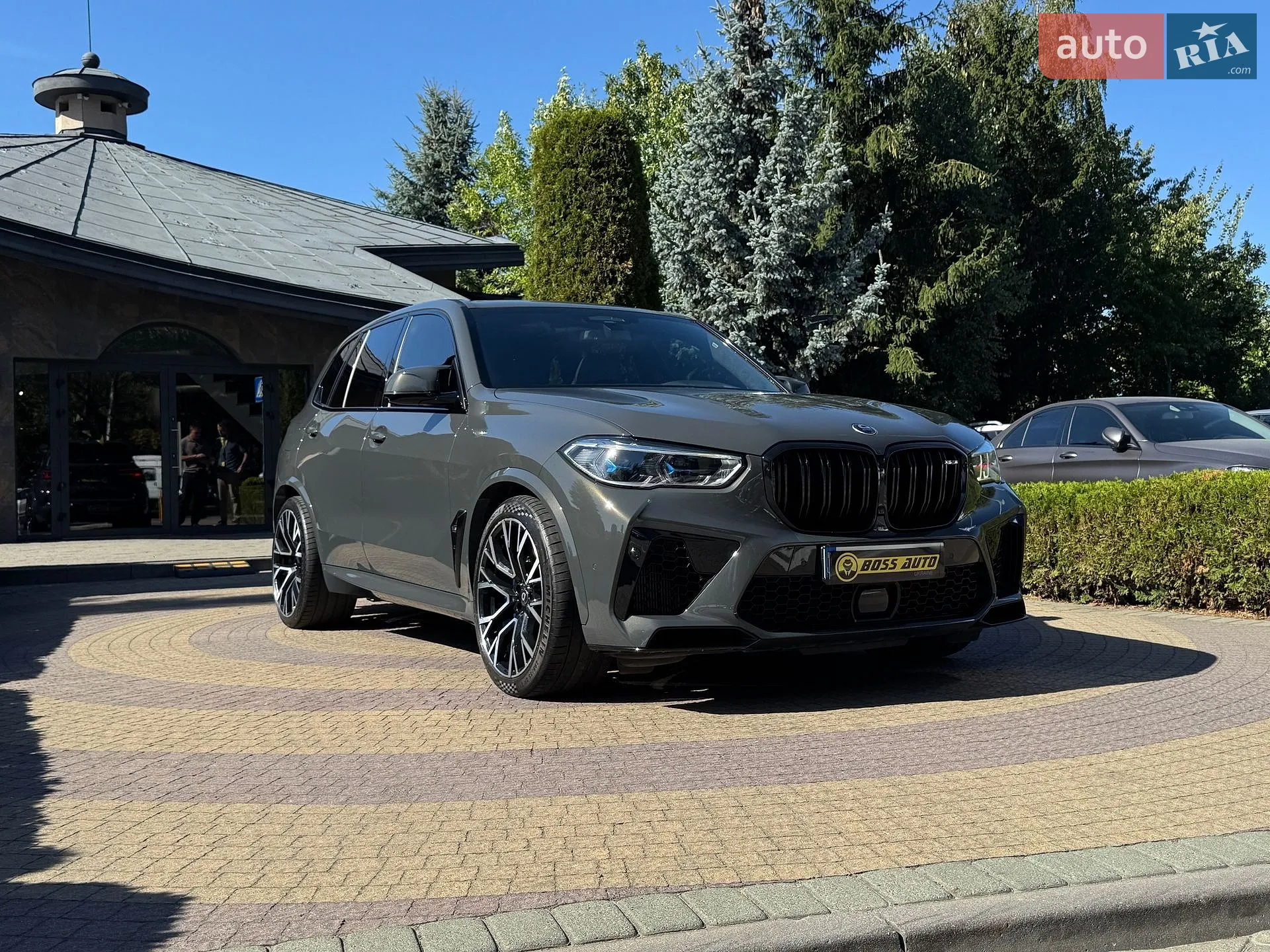 2021 BMW X5 M - мініатюра 3