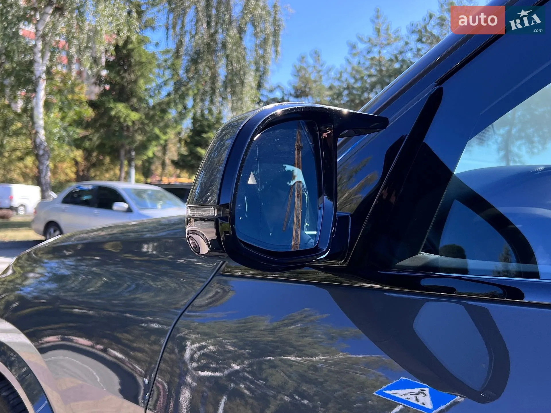 2021 BMW X5 M - мініатюра 11