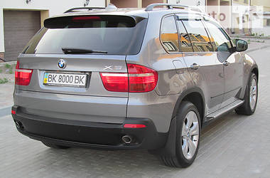 Внедорожник / Кроссовер BMW X5 2009 в Ровно