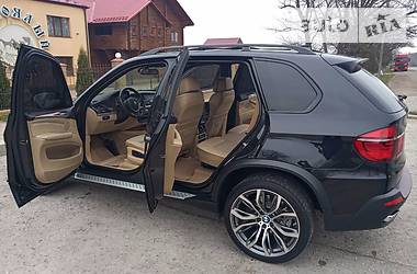 Внедорожник / Кроссовер BMW X5 2009 в 