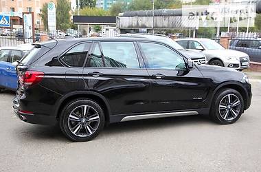 Внедорожник / Кроссовер BMW X5 2016 в Овруче