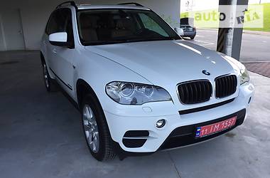 Внедорожник / Кроссовер BMW X5 2013 в Киеве