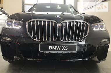 Внедорожник / Кроссовер BMW X5 2018 в 