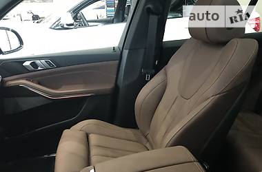 Внедорожник / Кроссовер BMW X5 2018 в 