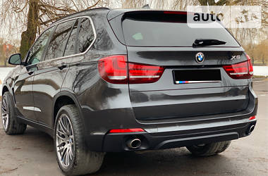 Внедорожник / Кроссовер BMW X5 2014 в Ровно