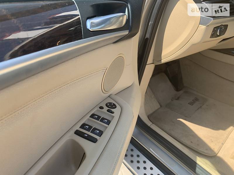 Позашляховик / Кросовер BMW X5 2011 в Києві