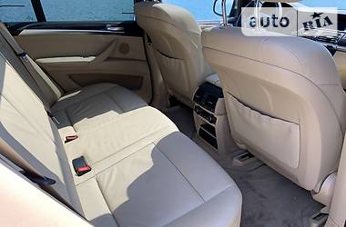 Позашляховик / Кросовер BMW X5 2011 в 
