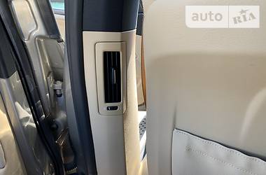 Позашляховик / Кросовер BMW X5 2011 в 