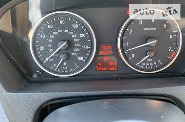 Позашляховик / Кросовер BMW X5 2011 в 
