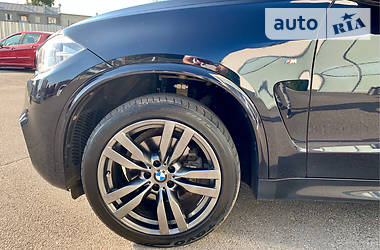 Позашляховик / Кросовер BMW X5 2015 в  фото 8 Позашляховик / Кросовер BMW X5 2015 в