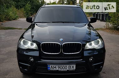 Позашляховик / Кросовер BMW X5 2010 в 