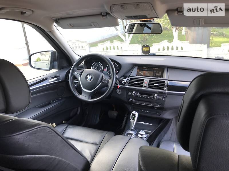 Внедорожник / Кроссовер BMW X5 2008 в Черновцах