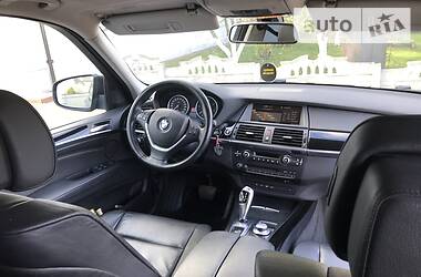 Позашляховик / Кросовер BMW X5 2008 в 