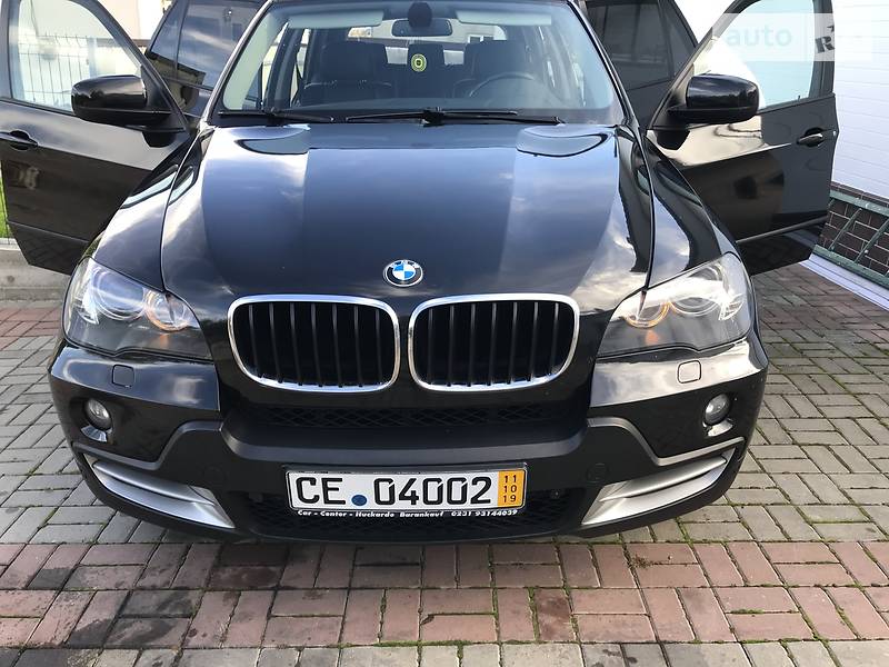 Внедорожник / Кроссовер BMW X5 2008 в Черновцах