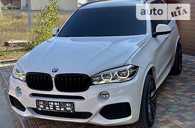 Позашляховик / Кросовер BMW X5 2015 в Одесі