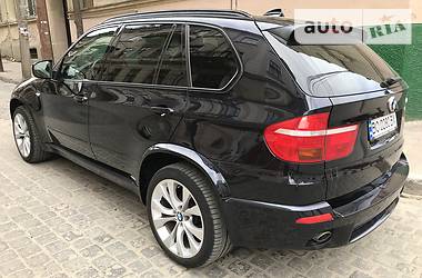 Позашляховик / Кросовер BMW X5 2009 в 