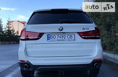 Позашляховик / Кросовер BMW X5 2016 в 