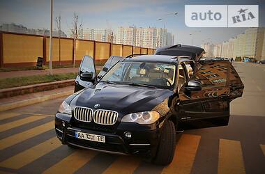 Внедорожник / Кроссовер BMW X5 2012 в Киеве