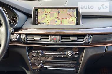 Позашляховик / Кросовер BMW X5 2015 в 
