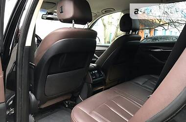 Позашляховик / Кросовер BMW X5 2016 в 