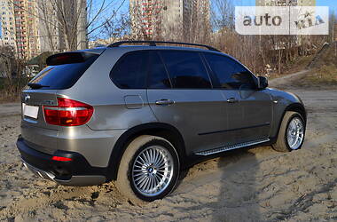 Позашляховик / Кросовер BMW X5 2007 в 