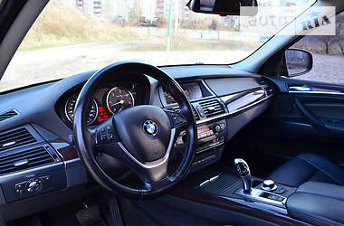 Позашляховик / Кросовер BMW X5 2007 в 