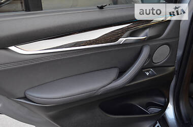 Позашляховик / Кросовер BMW X5 2014 в 