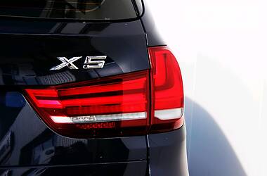 Позашляховик / Кросовер BMW X5 2016 в 