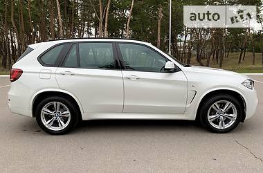 Позашляховик / Кросовер BMW X5 2017 в 
