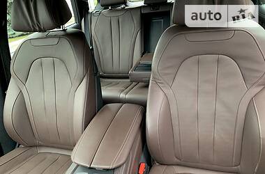 Позашляховик / Кросовер BMW X5 2017 в 