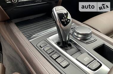 Позашляховик / Кросовер BMW X5 2017 в 