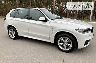 Позашляховик / Кросовер BMW X5 2017 в 