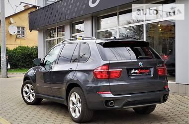 Позашляховик / Кросовер BMW X5 2012 в 