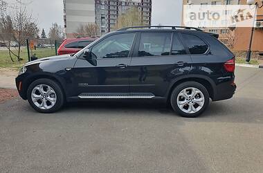 Позашляховик / Кросовер BMW X5 2012 в 