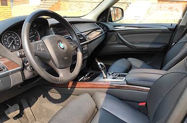 Позашляховик / Кросовер BMW X5 2013 в 
