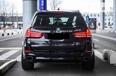 Позашляховик / Кросовер BMW X5 2015 в 