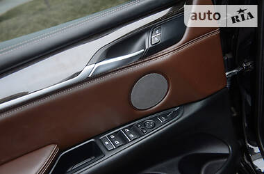 Позашляховик / Кросовер BMW X5 2015 в 