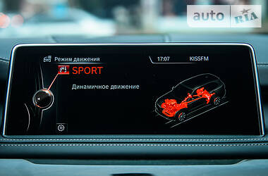 Позашляховик / Кросовер BMW X5 2015 в 
