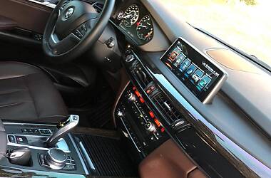 Позашляховик / Кросовер BMW X5 2017 в 