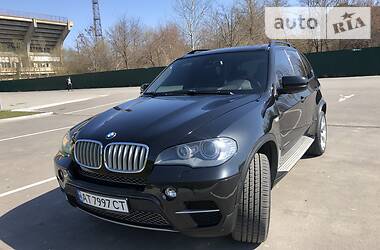Позашляховик / Кросовер BMW X5 2011 в 