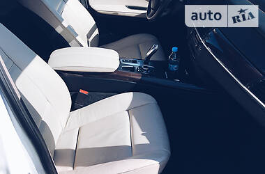 Позашляховик / Кросовер BMW X5 2013 в 