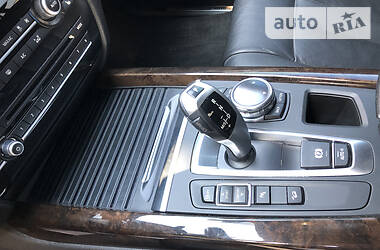 Позашляховик / Кросовер BMW X5 2014 в 